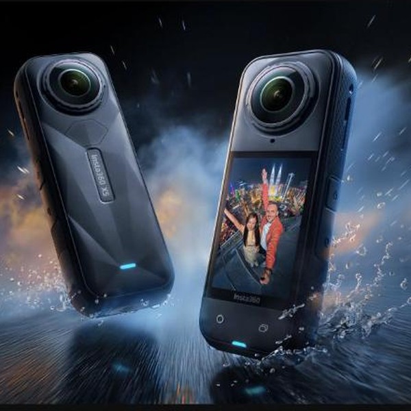Insta360 X5